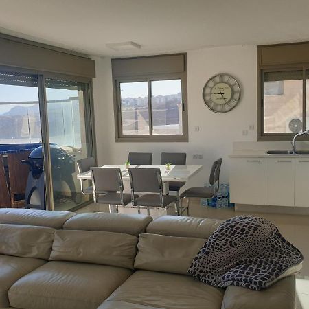 Luxury Exclusive Top Class Apartment On The Sea With Best Sea View And Jacuzzi רק למשפחות !!!! Eilat Exterior foto